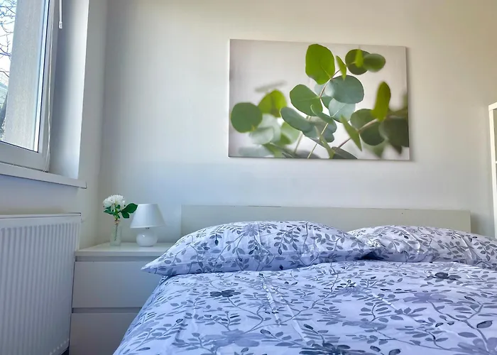 Long - - Balcony Apartment *