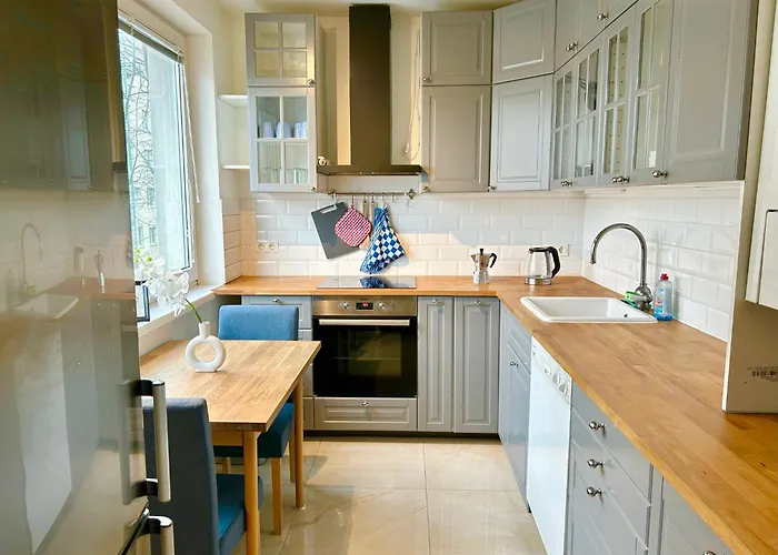 Long - - Balcony Apartment